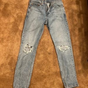 Super cute distressed mens jeans worn once